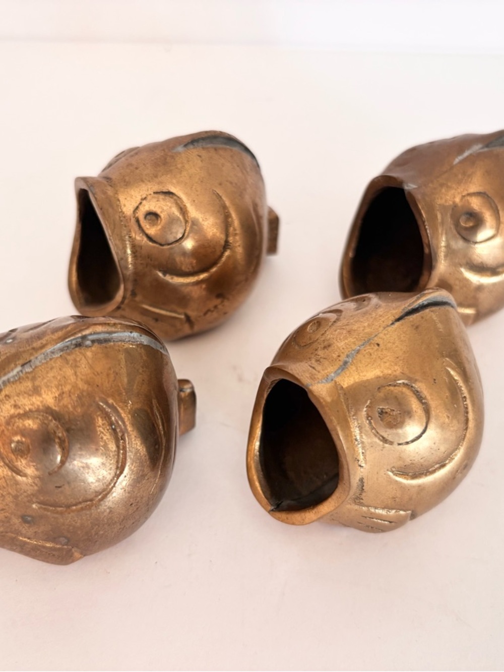 4 Vintage MCM Solid Brass Fish Ashtray Open Mouth Koi Retro Kitsch Decor Aged - Picture 11 of 11